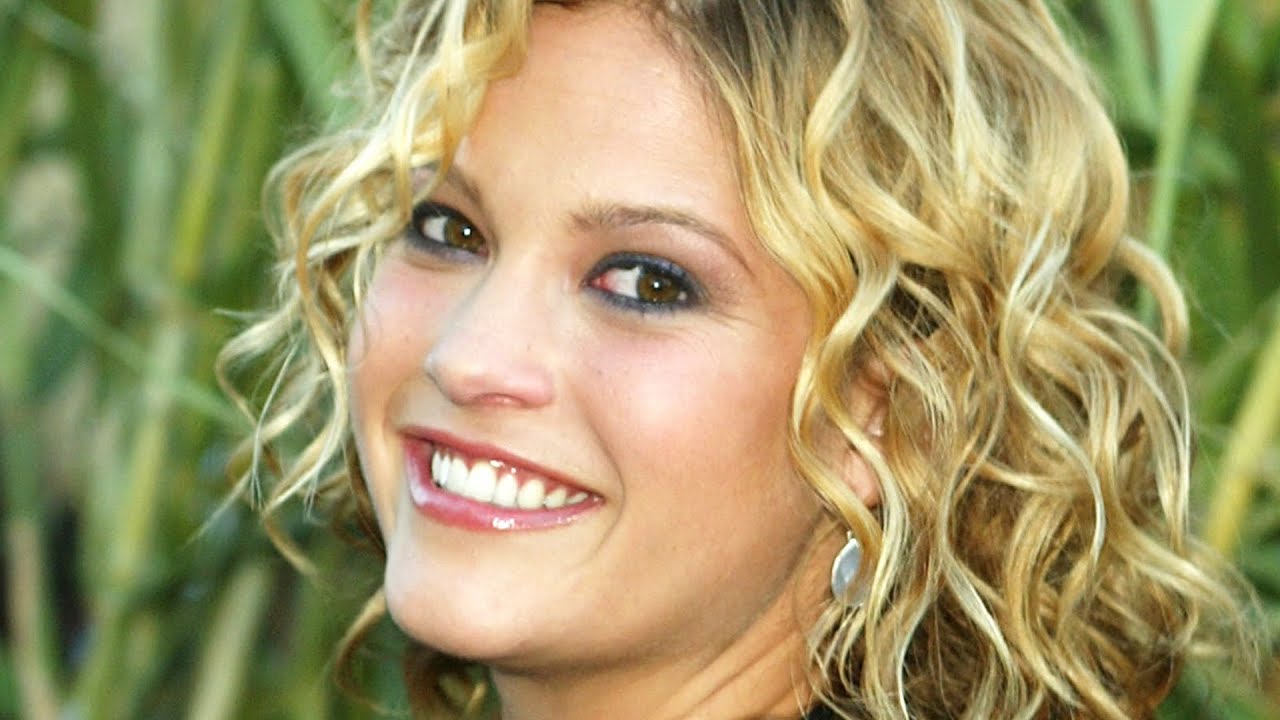 The Devastating Death Of Supernatural Actor Nicki Aycox