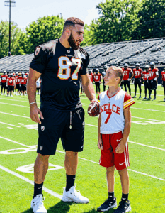 travis kelce dad